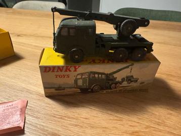 Dinky Toys 826 Militaire Truck met Doos beschikbaar voor biedingen