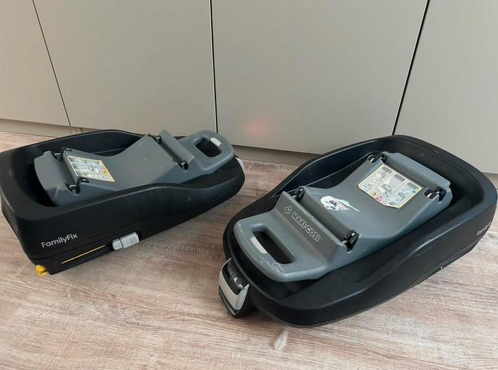 Maxi Cosi Pebble + FamilyFix Base, Kinderen en Baby's, Autostoeltjes, Gebruikt, Maxi-Cosi, 0 t/m 13 kg, Isofix, Zijbescherming