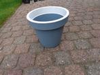 Kunststof buiten bloempot z.g.a.n., Tuin en Terras, Bloempotten, 25 tot 40 cm, Kunststof, Rond, Ophalen of Verzenden