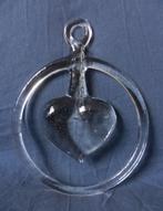 Kosta Boda Raamdecoratie met hart Sun Catcher Bertil Vallien, Antiek en Kunst, Antiek | Glas en Kristal, Ophalen of Verzenden