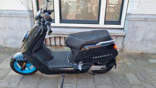 NIU NQi Sport e-Scooter Elektrisch Bromfiets, Fietsen en Brommers, Snorfietsen en Snorscooters, Zo goed als nieuw, Overige merken