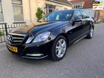 Mercedes-Benz E-klasse 200 CDI Business Class Avantgarde,Xen, Auto's, Mercedes-Benz, Automaat, Euro 5, Gebruikt, Zwart