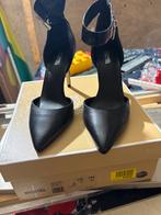 Michael Kors Hakken - Zo goed als nieuw!, Pumps, Michael Kors, Zwart, Ophalen of Verzenden
