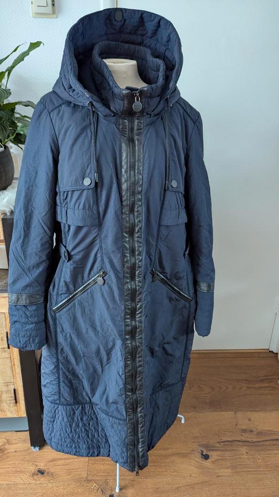 Creenstone lange winterjas 44, Kleding | Dames, Jassen | Winter, Zo goed als nieuw, Maat 42/44 (L), Blauw, Ophalen of Verzenden