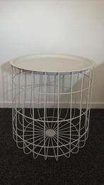 Off white metalen bijzet tafel, Huis en Inrichting, Tafels | Bijzettafels, Ophalen, Minder dan 55 cm, Metaal of Aluminium, Rond