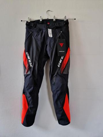 Dainese Drake 2 Maat 44 black / red-fluo NIEUW beschikbaar voor biedingen