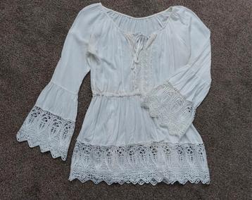 Witte blouse met kant, 1 maat beschikbaar voor biedingen