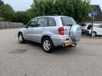 Toyota RAV4 1.8-16V VVT-i Luna, Voorwielaandrijving, Gebruikt, 4 cilinders, Handgeschakeld
