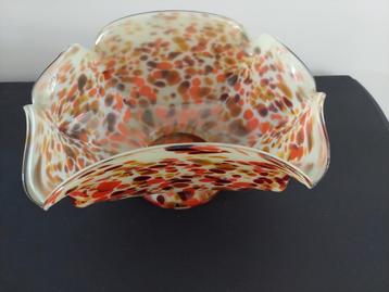 Art Deco schaal van Boheems glas beschikbaar voor biedingen