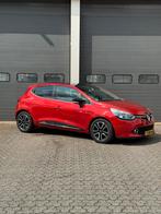 Renault Clio 0.9 TCE 66KW 5-DRS 2015 Rood, Voorwielaandrijving, 898 cc, Parkeersensor, Zwart