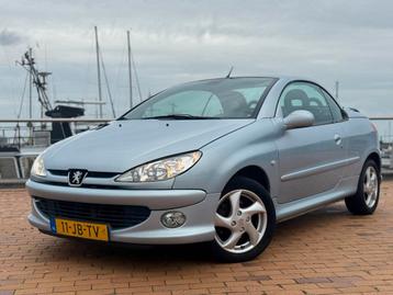 Peugeot 206 2.0 16V CC 2002 | licht blauw | Goedwerkend Dak beschikbaar voor biedingen