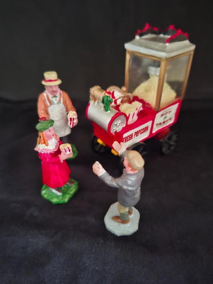 Lemax Popcornseller    set of 4, Diversen, Kerst, Gebruikt, Ophalen of Verzenden