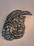 Vintage Strass Broche, Sieraden, Tassen en Uiterlijk, Broches, Overige materialen, 4 tot 7 cm, Ophalen of Verzenden, Zo goed als nieuw