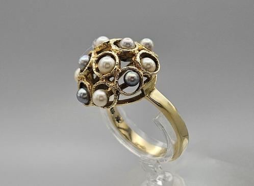 Gouden Vintage ring met twee kleuren parels. 2024/197, Sieraden, Tassen en Uiterlijk, Antieke sieraden, Ring, Goud, Met edelsteen