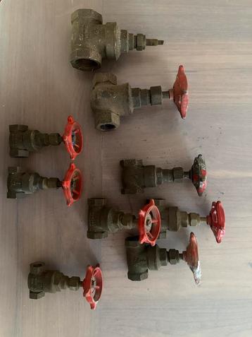 9 Kranen - Verschillende maten beschikbaar voor biedingen