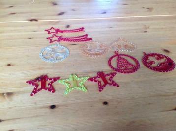 Vintage, retro kerstversiering figuren van plastic beschikbaar voor biedingen