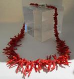 K8-A- Koraal Ketting- ROOD- Takjes- 52½ cm., Verzenden, Nieuw, Rood, Steen of Mineraal