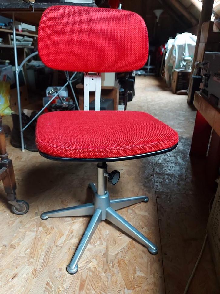 Vintage bureaustoelen - Gispen Ahrend, Huis en Inrichting, Bureaustoelen, Gebruikt, Bureaustoel, Zwart, Ergonomisch, Ophalen