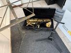 Stagg 77-SA saxofoon incl standaard + bladmuziekstandaard, Ophalen, Gebruikt, Alt