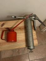 Oliespuit en vetspuit. Ook los te koop., Ophalen, Gebruikt