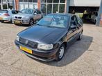 Volkswagen Polo 1.3 40KW 1995 Zwart, Auto's, Origineel Nederlands, Te koop, Benzine, Hatchback