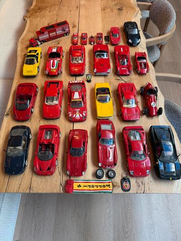 Modelauto’s Ferrari collectie 1:18 beschikbaar voor biedingen