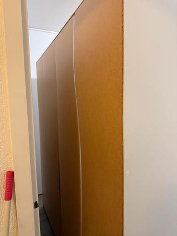 Nette kledingkast - afbeelding 5