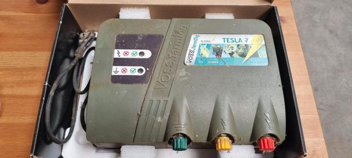 VOSS.farming Tesla 7 schrikdraadapparaat +5 raparatiesetjes, Dieren en Toebehoren, Stalling en Weidegang, Weidegang