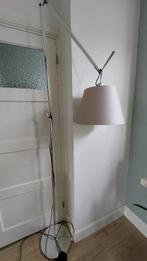 Vloerlamp Artemide Tolomeo Mega dimbaar grijze kap, Huis en Inrichting, Lampen | Vloerlampen, Ophalen, Tijdloos design, Gebruikt