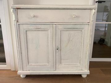 Antieke / vintage dressoir / kast, Van Dijk & Ko beschikbaar voor biedingen