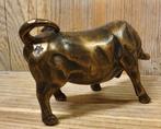 STIER / bronzen beeld / 13 cm lang, Ophalen of Verzenden, Nieuw, Boerderijdier, Beeldje of Figuurtje
