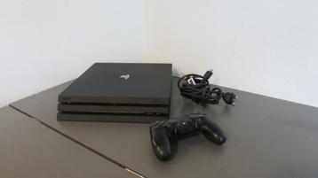 Playstation 4 Pro 1TB met controller en kabels Nette staat!