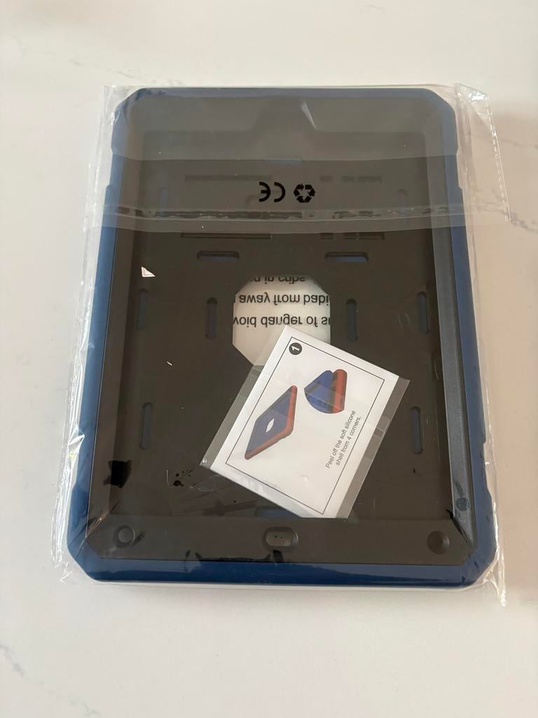 iPad 5/6 9.7 inch Hoes met Potloodhouder - Navy Blauw, Computers en Software, Tablet-hoezen, Nieuw, Bescherming voor- en achterkant