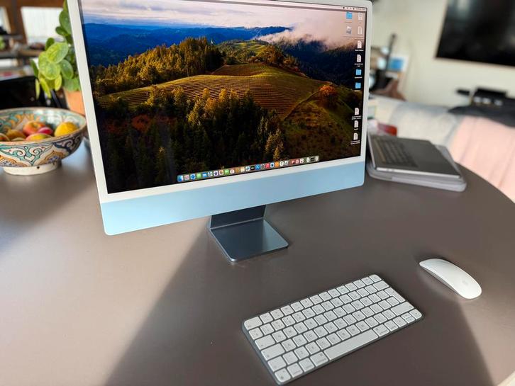 Apple iMac 24 inch 2021 nieuwstaat - lichtblauw, Computers en Software, Apple Desktops, Zo goed als nieuw, iMac, Ophalen of Verzenden