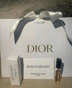 Mini spray Dior Bois d’argent edp Private Collection + tas, Verzamelen, Ophalen of Verzenden, Nieuw, Miniatuur, Gevuld