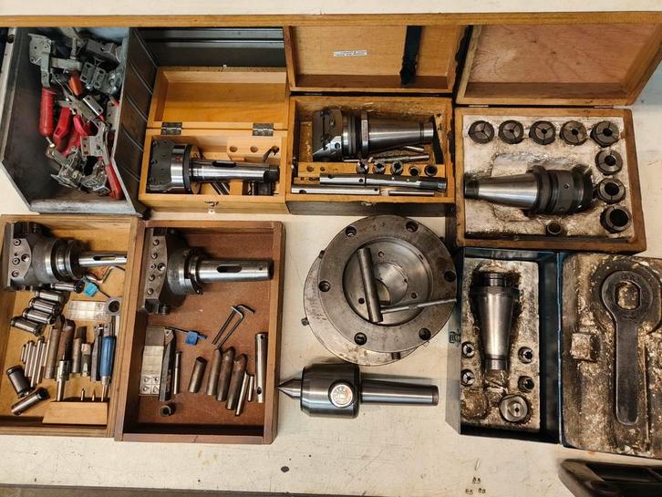 Partij machinegereedschappen, Doe-het-zelf en Verbouw, Draaibanken, Nieuw, Metaaldraaibank, Minder dan 500 mm, Ophalen of Verzenden