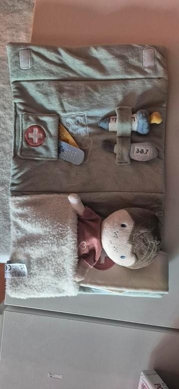 Little Dutch Dokter Pop met Tas & Hoed beschikbaar voor biedingen