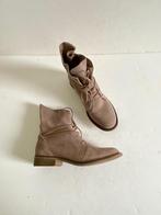 J484 maat 39 leren boots lage laarsjes laarzen leer beige, Kleding | Dames, Schoenen, Beige, Ophalen of Verzenden, Zo goed als nieuw