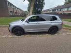 Volkswagen Tiguan 2x R-line 1.5 TSI 150pk 7-DSG 2020 Grijs, Auto's, Stof, 1498 cc, 4 cilinders, Origineel Nederlands