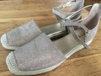 Guess feestelijke schoenen in maat 38, Ophalen of Verzenden, Zo goed als nieuw, Zwart, Sneakers of Gympen