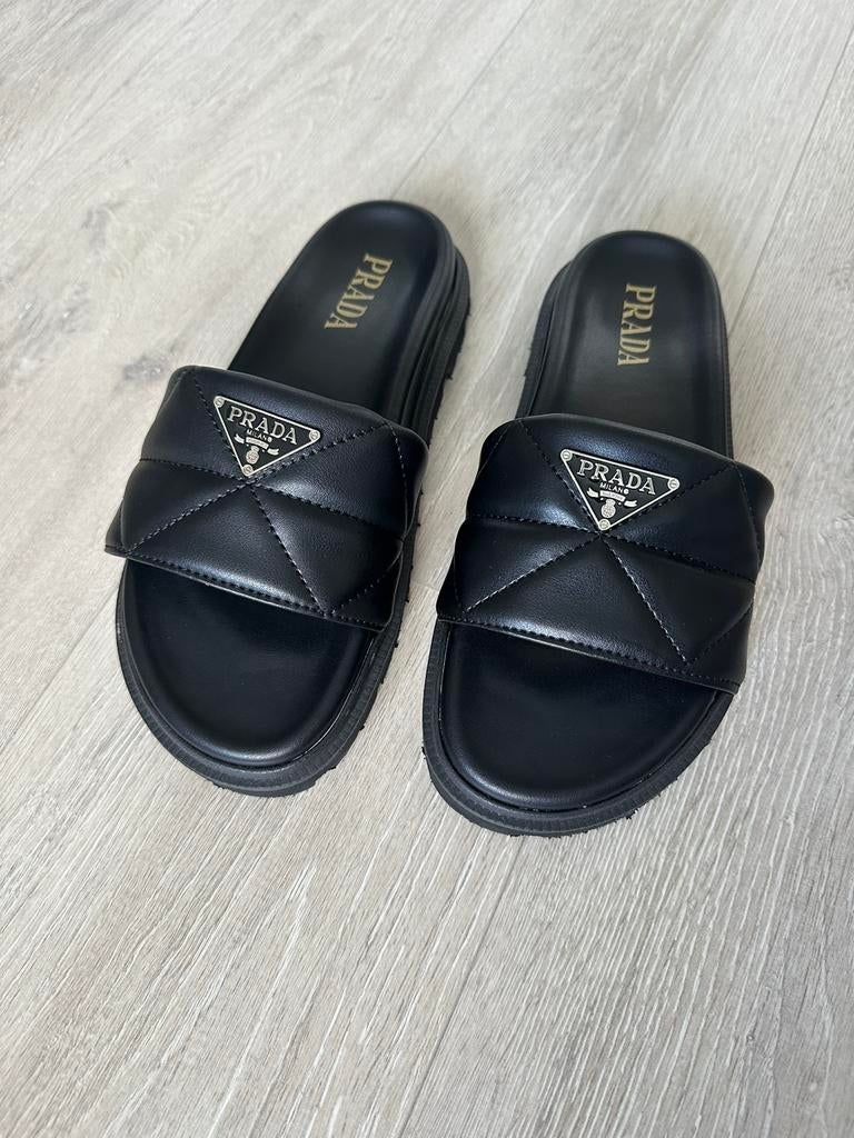 Prada slippers, Ophalen, Nieuw, Zwart, Slippers