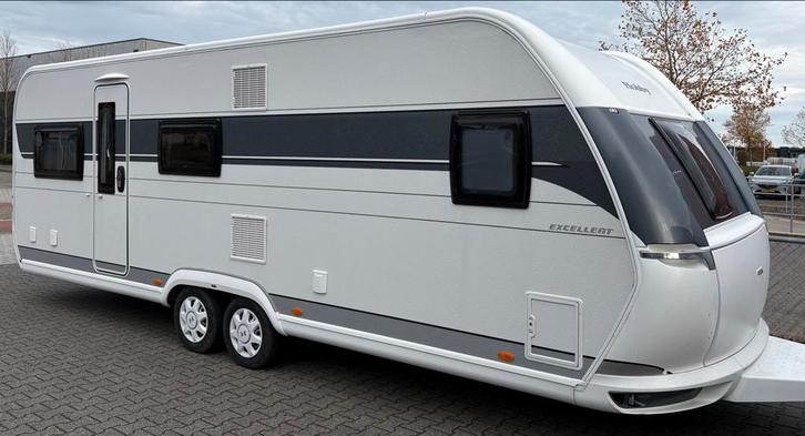 Hobby Caravan 650  UMFE fransbed & dak airco, Caravans en Kamperen, Caravans, Particulier, tot en met 6, 1500 - 2000 kg, Rondzit