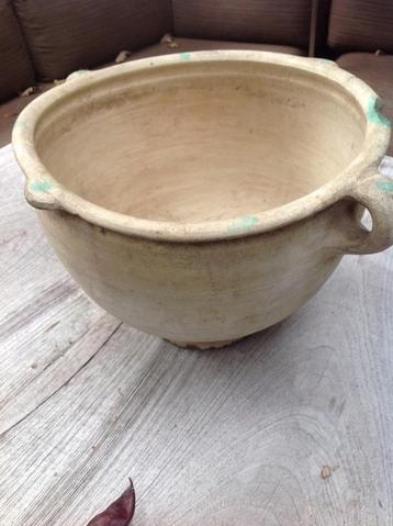 ANTIEKE FRANCE AARDEWERK “DRUIVEN VERGIET”Ø 35 cm beschikbaar voor biedingen