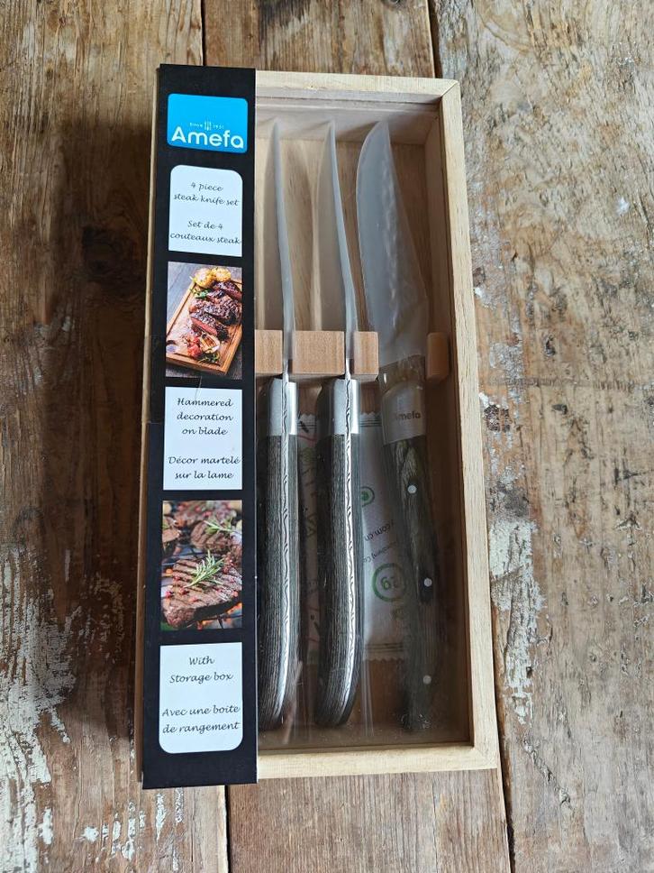 Amefa Royal Steak Lunar – 4-delige set steakmessen, nieuw, Huis en Inrichting, Keuken | Bestek, Nieuw, Bestekset, Rvs of Chroom