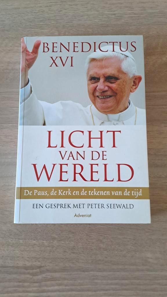 Licht van de Wereld - Peter Seewald, Boeken, Godsdienst en Theologie, Zo goed als nieuw, Islam, Jodendom, Ophalen of Verzenden