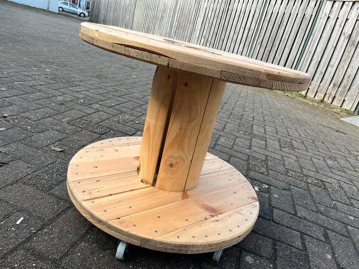 Salontafel op wieltjes - Uniek & Handgemaakt, Huis en Inrichting, Tafels | Salontafels, Gebruikt, Minder dan 50 cm, 50 tot 100 cm