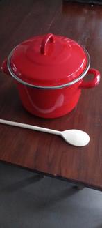 Rood email soeppan met houten lepel, Kookpan of Snelkookpan, Overige materialen, Nieuw, Ophalen of Verzenden