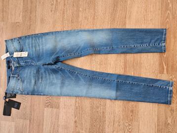 Dames jeans broek  beschikbaar voor biedingen