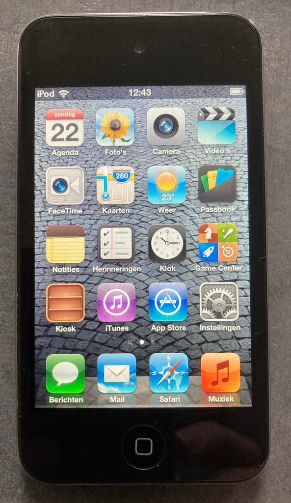 iPod Touch 4e Generatie - 32 GB, Audio, Tv en Foto, Mp3-spelers | Apple iPod, Gebruikt, Touch, Zwart, Ophalen of Verzenden