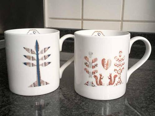 V&A London Museum Quilts Fine Bone China Mok Beker, Huis en Inrichting, Keuken | Servies, Zo goed als nieuw, Kop(pen) en/of Schotel(s)
